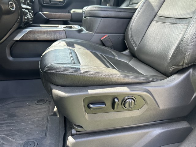 Used 2021 GMC Sierra 2500 Denali w/ Denali Ultimate Package AWD/4WD image 15