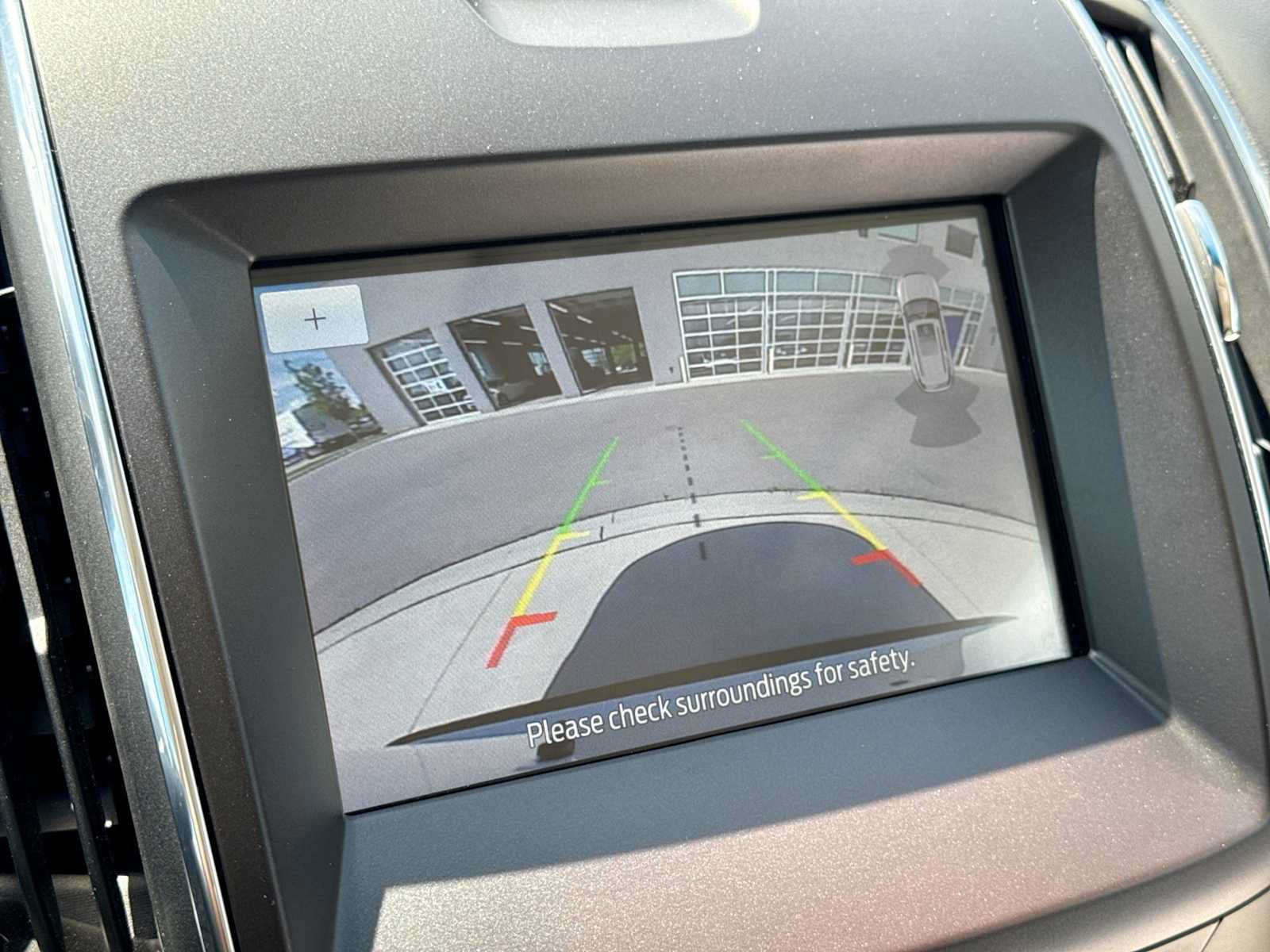 Certified 2020 Ford Edge Titanium AWD/4WD image 28