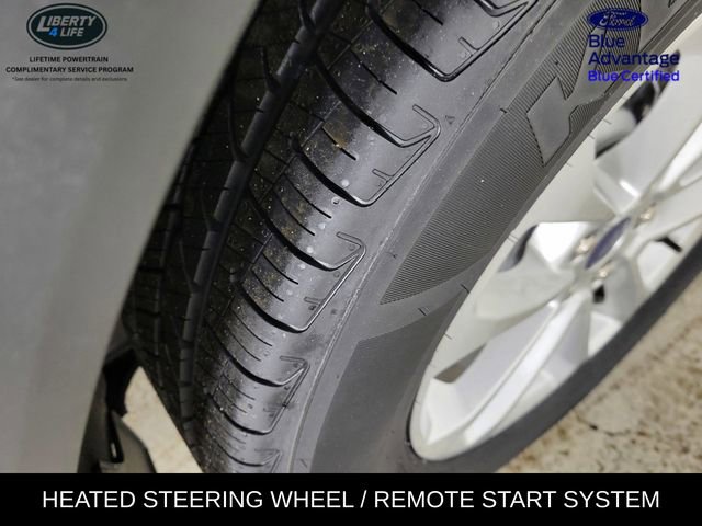 Certified 2022 Ford Escape SE w/ Cold Weather Package FWD image 11