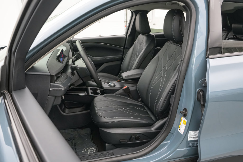 Certified 2024 Ford Mustang Mach-E Select RWD image 13