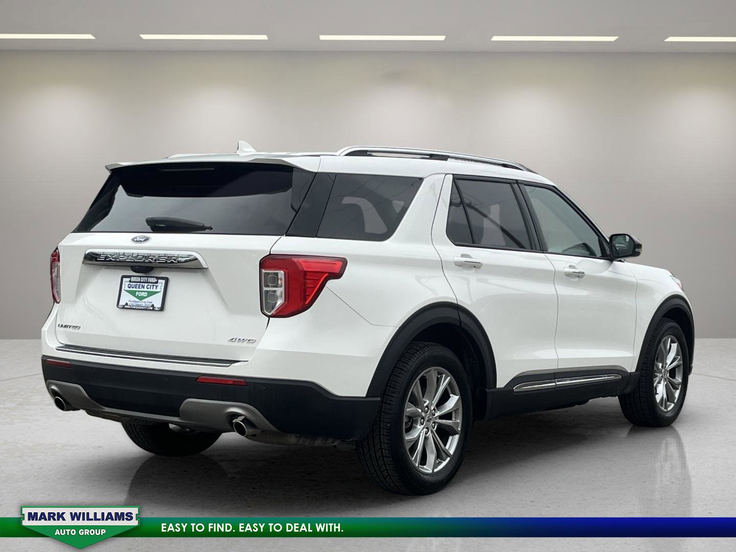 Certified 2022 Ford Explorer Limited w/ Equipment Group 301A image 7