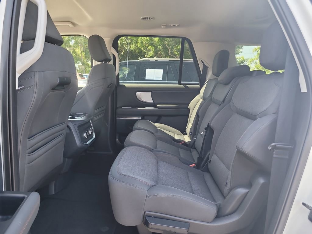 Certified 2025 Ford Expedition Max Active RWD image 13