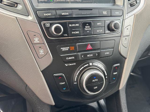 Used 2018 Hyundai Santa Fe Sport w/ 2.0T Ultimate Tech Package 05 AWD/4WD image 22