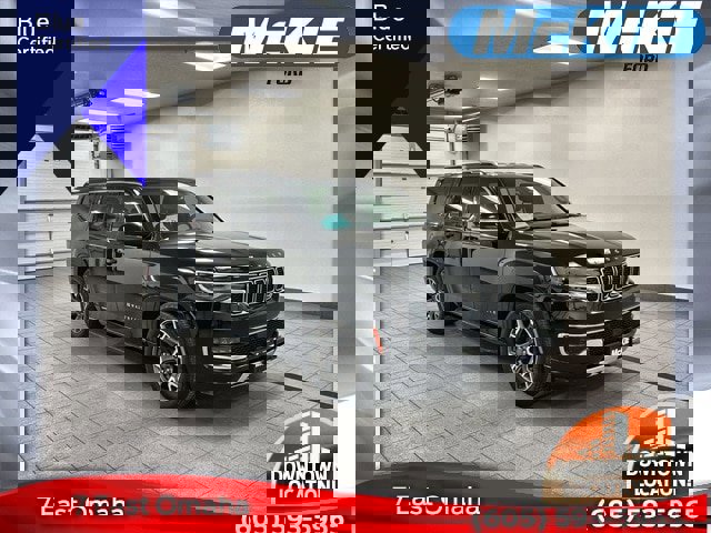 Used 2023 Jeep Wagoneer Series III w/ Preferred Equipment Group