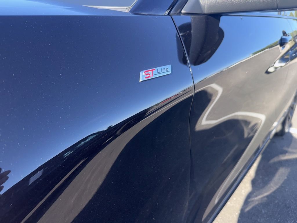 Certified 2023 Ford Explorer ST-Line w/ Class IV Trailer Tow Package image 3