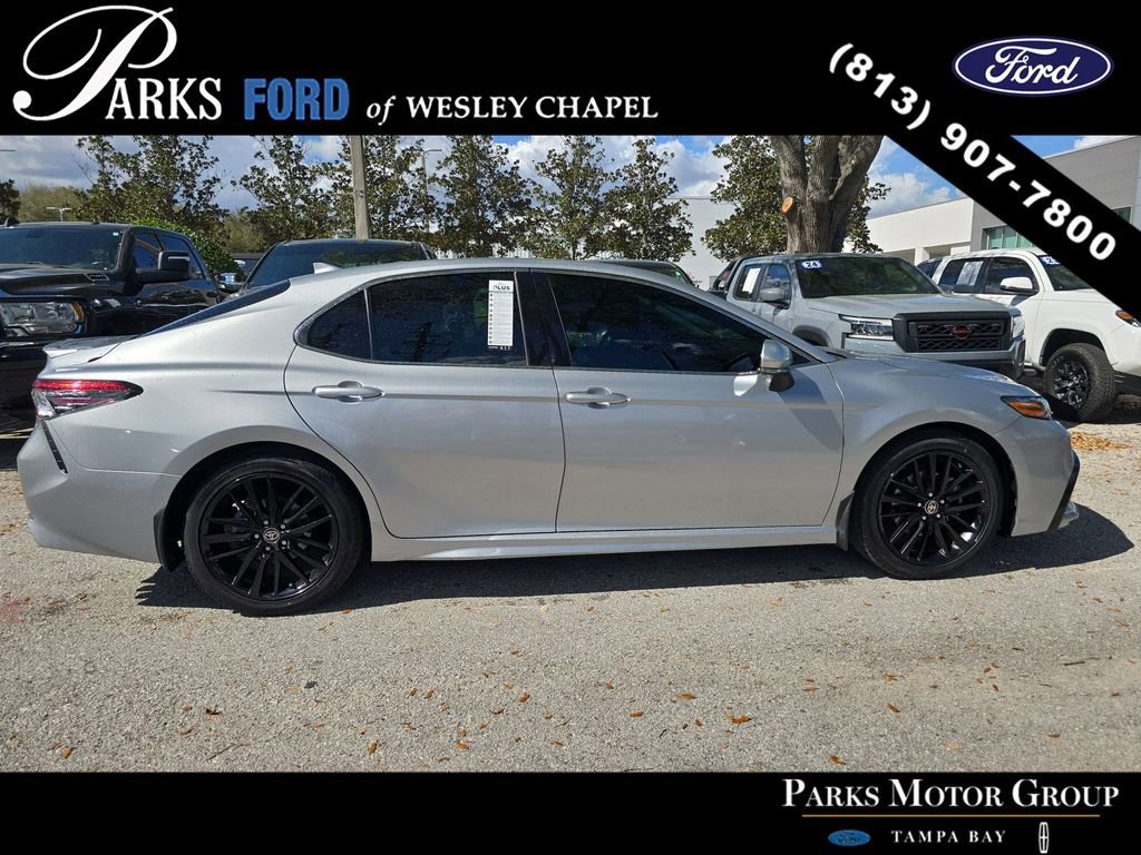 Used 2022 Toyota Camry XSE image 2