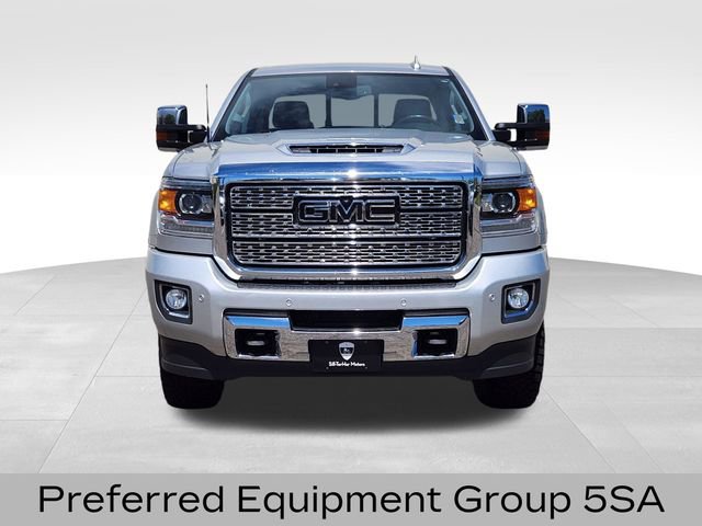 Used 2018 GMC Sierra 2500 Denali w/ Duramax Plus Package AWD/4WD image 2