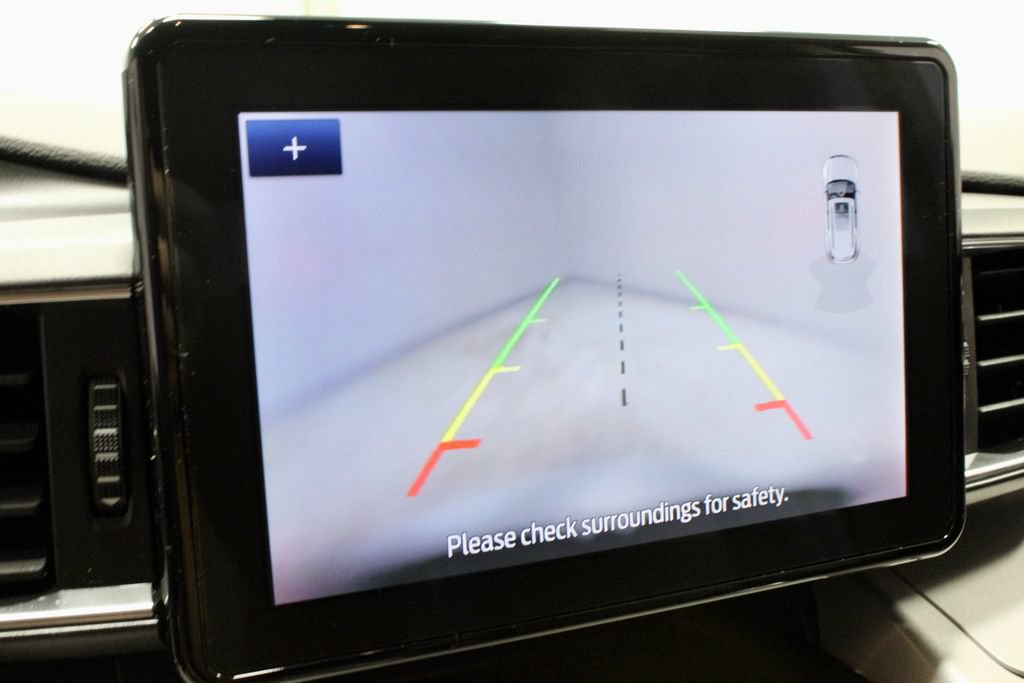 Certified 2023 Ford Explorer XLT w/ Equipment Group 202A AWD/4WD image 2