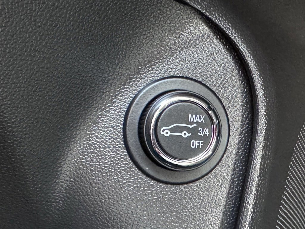 Used 2025 Buick Encore GX Sport Touring image 35