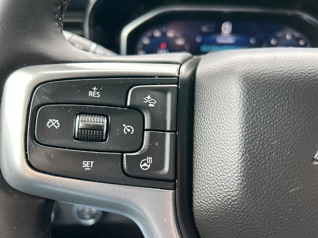 Used 2025 Chevrolet Silverado 1500 RST AWD/4WD image 17