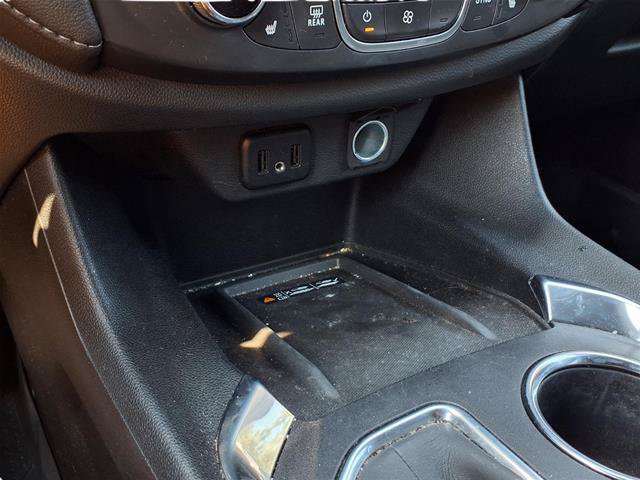 Used 2023 Chevrolet Traverse LT FWD image 11