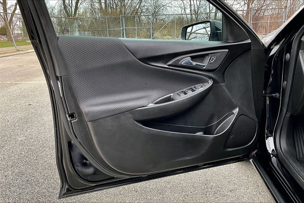 Used 2023 Chevrolet Malibu LT image 21