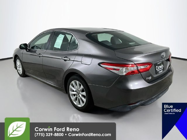 Used 2018 Toyota Camry LE FWD image 5