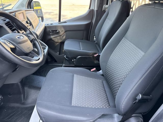 Certified 2025 Ford Transit 250 Low Roof w/ Exterior Upgrade Package RWD image 18