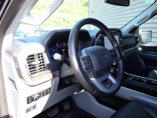 Certified 2025 Ford F150 XLT w/ Equipment Group 302A MID AWD/4WD image 17