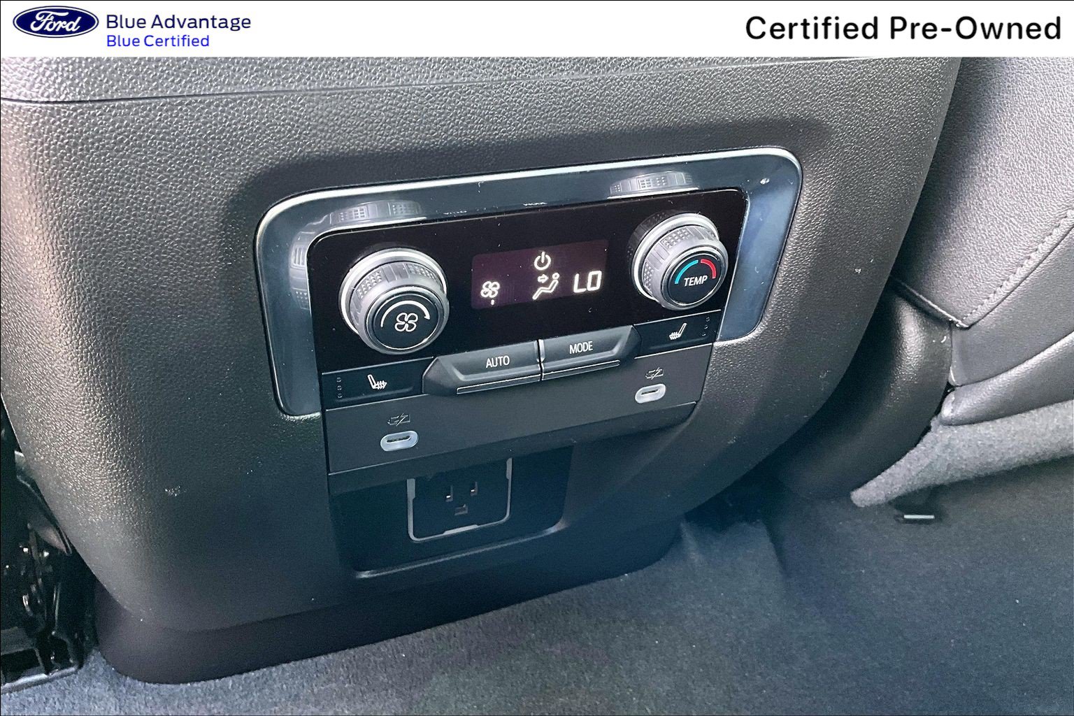 Used 2023 Chevrolet Tahoe Z71 w/ Z71 Off-Road Package AWD/4WD image 38