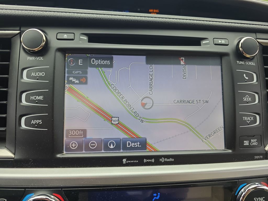 Used 2018 Toyota Highlander XLE w/ Carpet Mat Package (TMS) FWD image 29