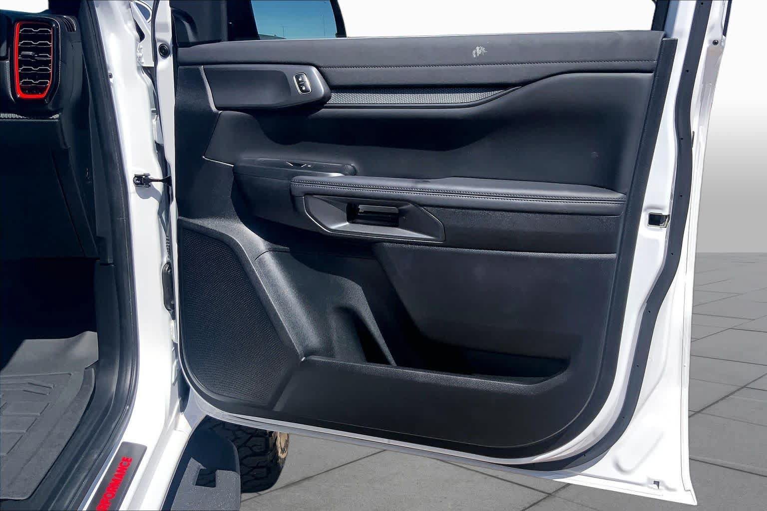 Certified 2025 Ford Ranger Raptor AWD/4WD image 23
