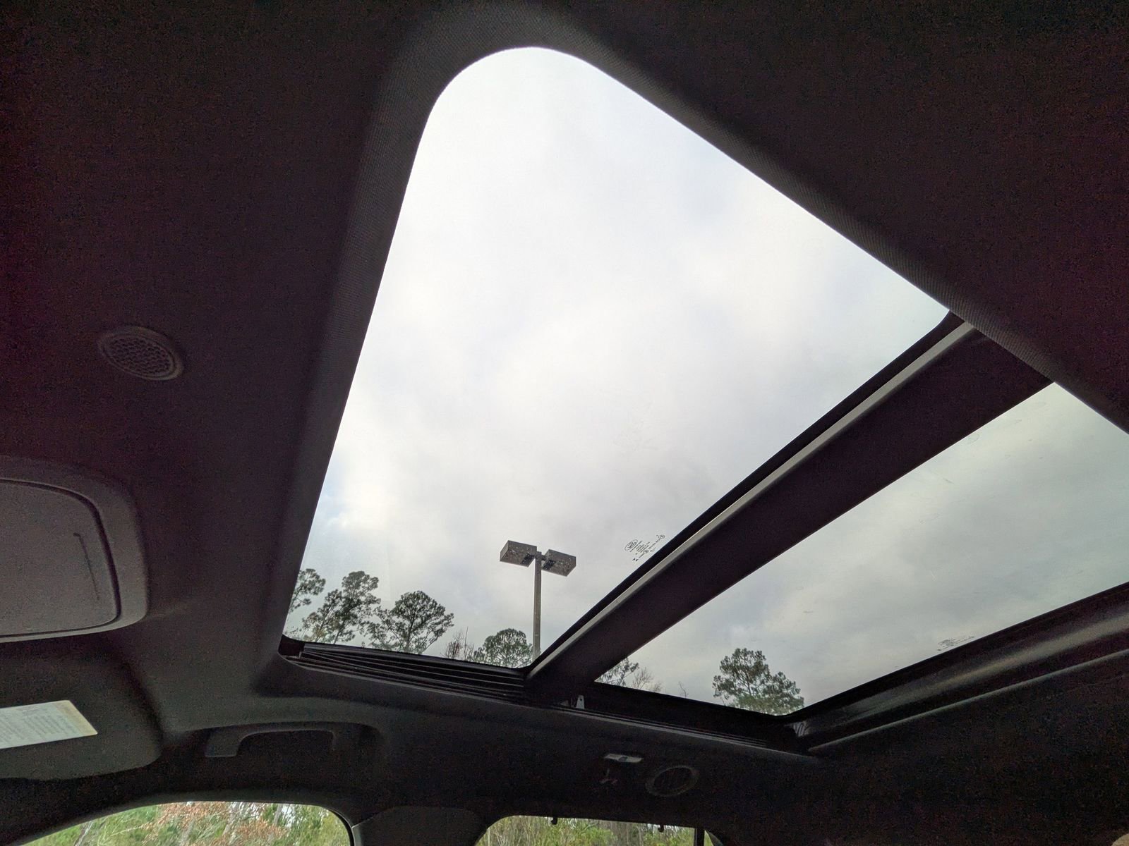 Certified 2023 Ford Explorer Platinum w/ Technology Package image 24