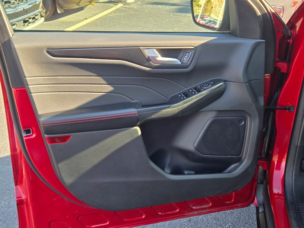 Certified 2023 Ford Escape ST-Line w/ Tech Pack #1 image 19