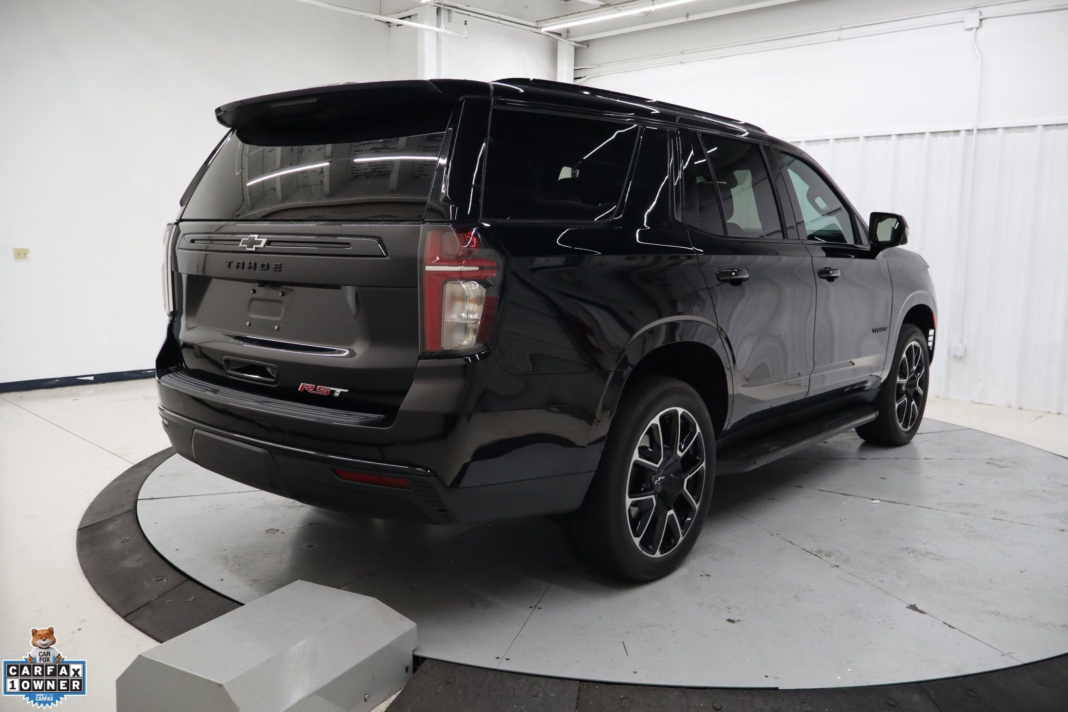 Used 2024 Chevrolet Tahoe RST w/ Luxury Package image 5