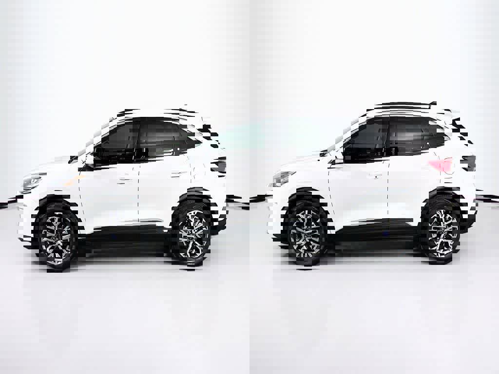 Certified 2021 Ford Escape SEL image 2