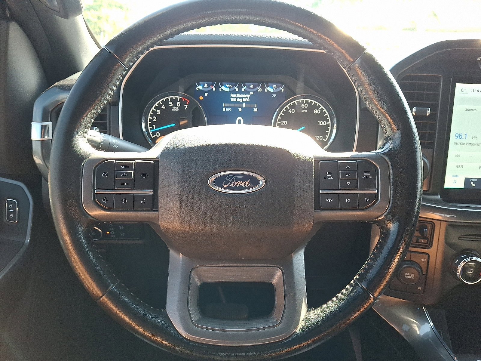 Certified 2022 Ford F150 XLT w/ Equipment Group 302A High image 18