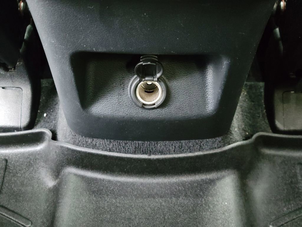 Used 2021 Kia Telluride EX image 17