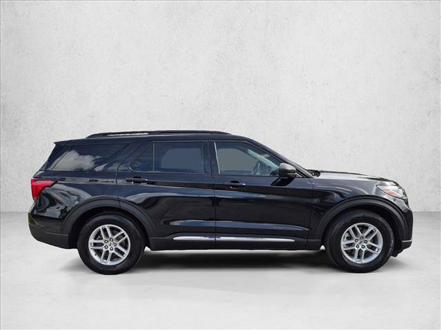 Certified 2025 Ford Explorer Active RWD image 4