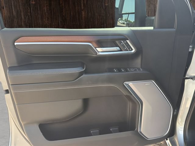 Used 2024 GMC Sierra 2500 Denali w/ Denali Reserve Package AWD/4WD image 17