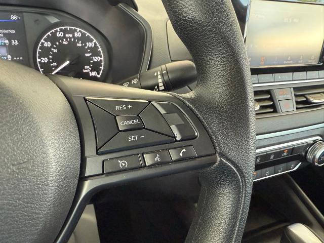 Used 2024 Nissan Altima 2.5 S FWD image 12