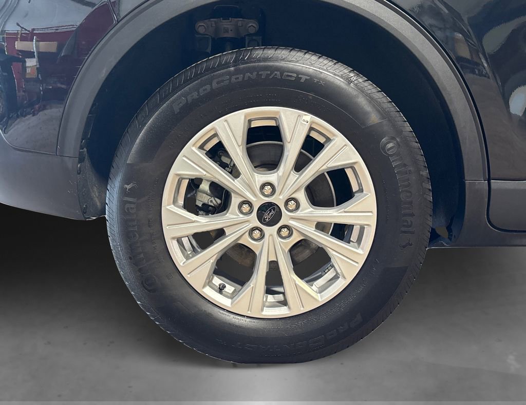 Certified 2025 Ford Escape Active AWD/4WD image 18