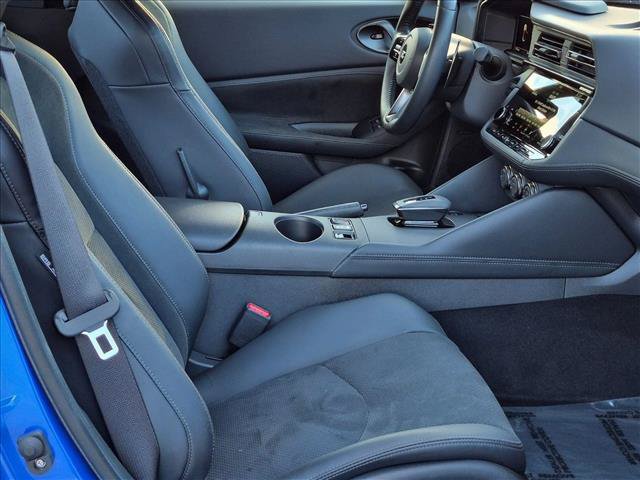 Used 2025 Nissan Z Performance w/ Floor Mat Package RWD image 18