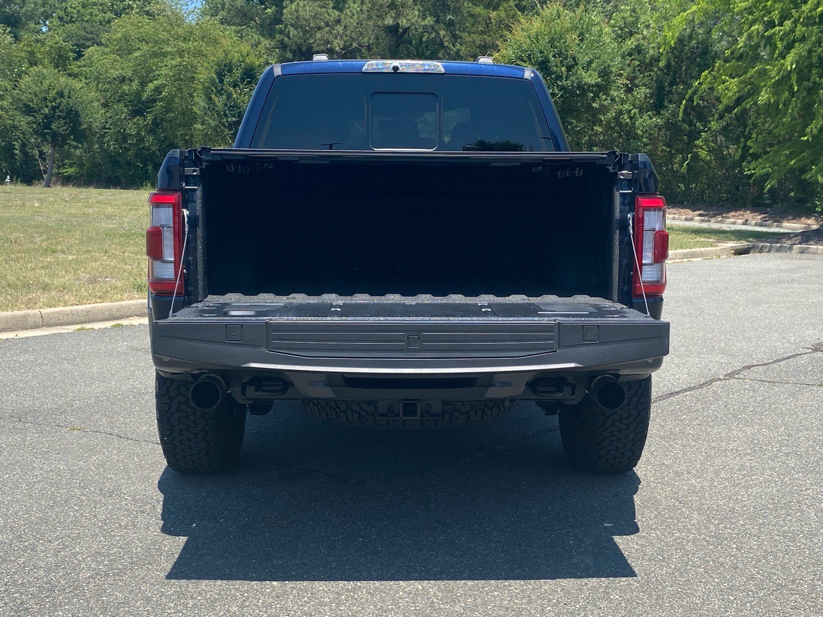 Certified 2023 Ford F150 Raptor AWD/4WD image 5