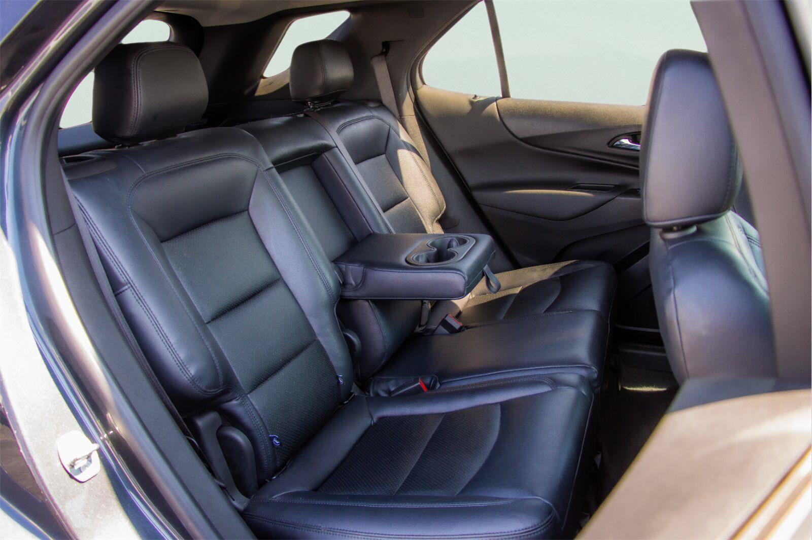 Used 2022 Chevrolet Equinox LT FWD image 7