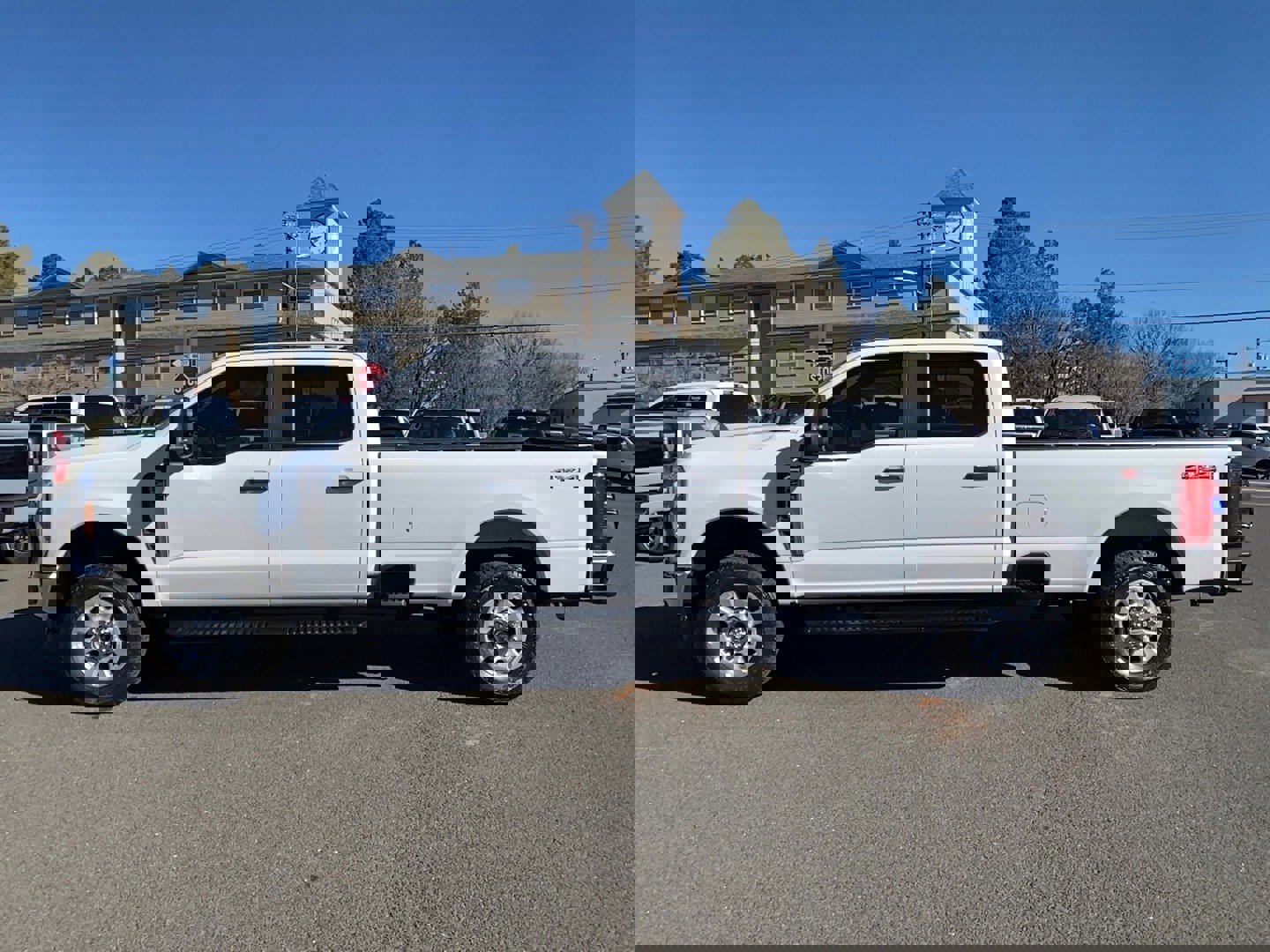 Certified 2023 Ford F250 XL w/ XL Chrome Package image 8