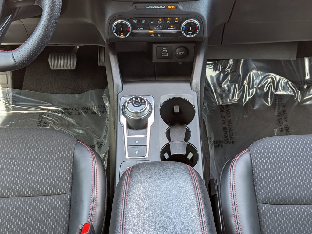 Certified 2025 Ford Escape ST-Line image 18