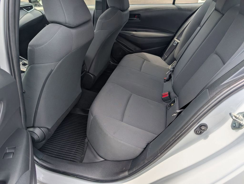 Used 2022 Toyota Corolla LE w/ LE Premium Package FWD image 18