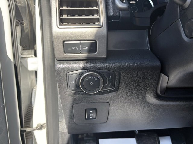 Certified 2017 Ford F150 Raptor w/ Equipment Group 802A Luxury image 28