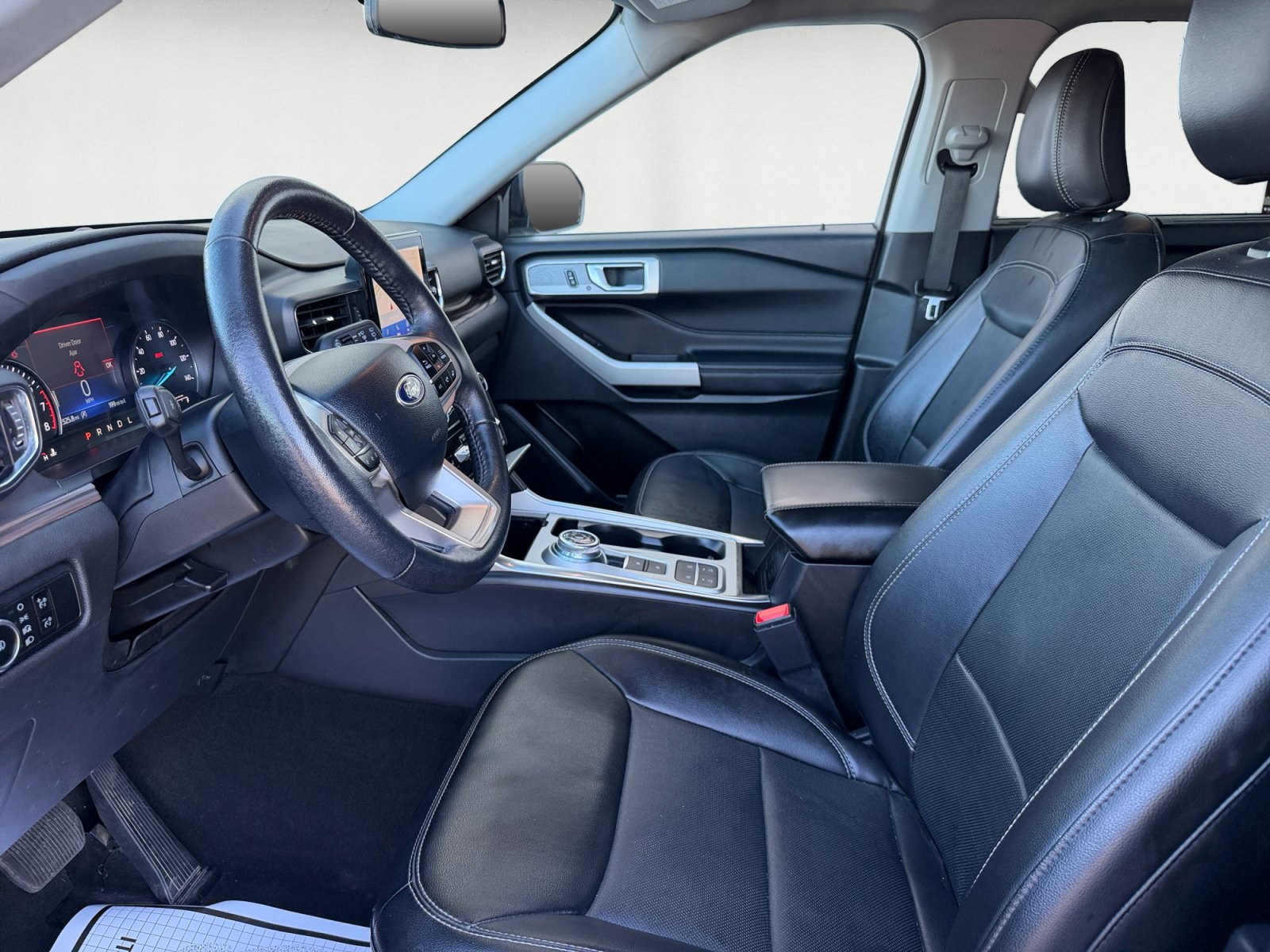Certified 2024 Ford Explorer Limited RWD image 10