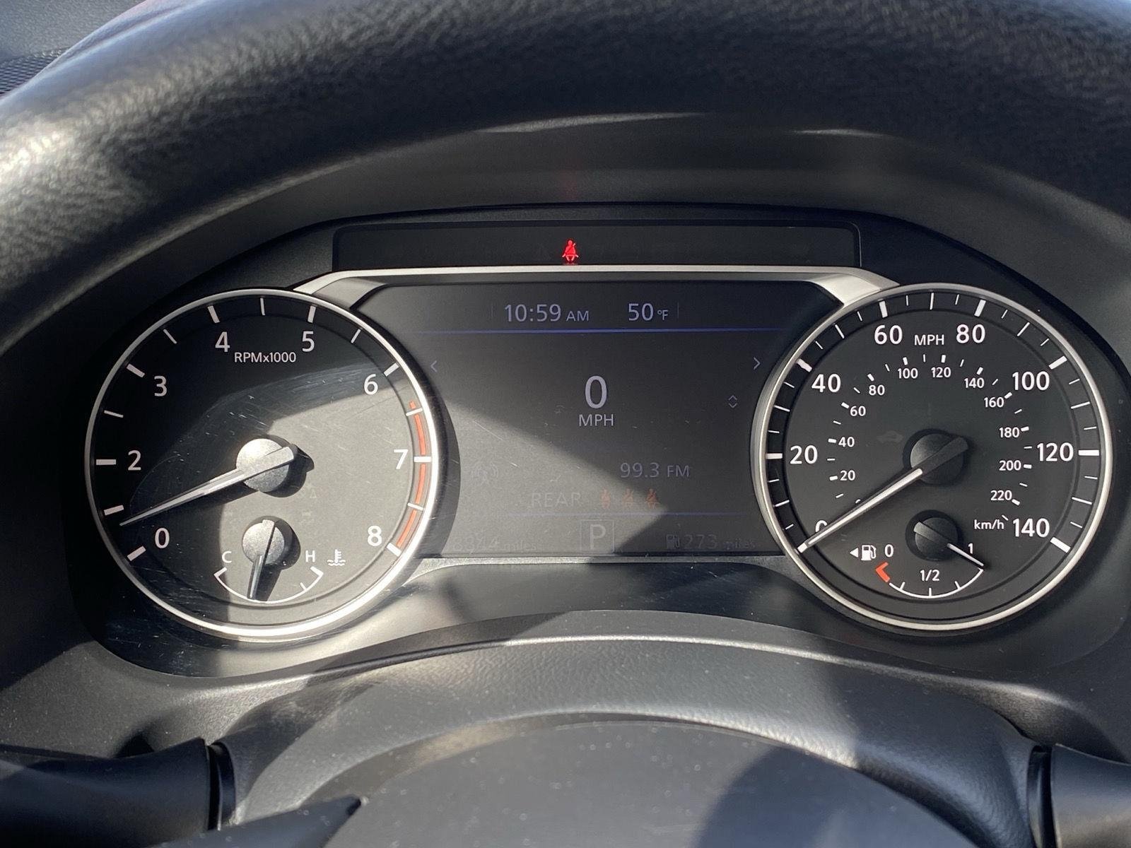 Used 2025 Nissan Altima 2.5 SV FWD image 15
