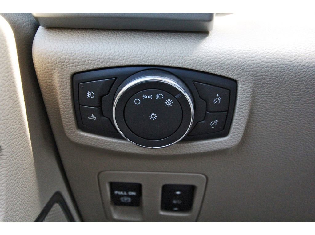 Certified 2019 Ford F150 Lariat image 19