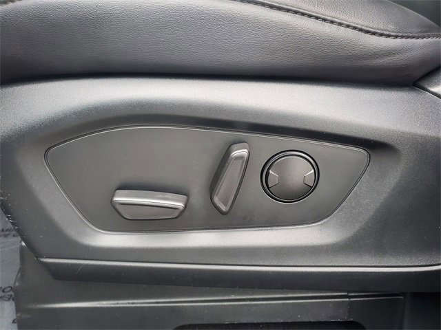 Certified 2023 Ford Explorer XLT w/ Equipment Group 202A image 7