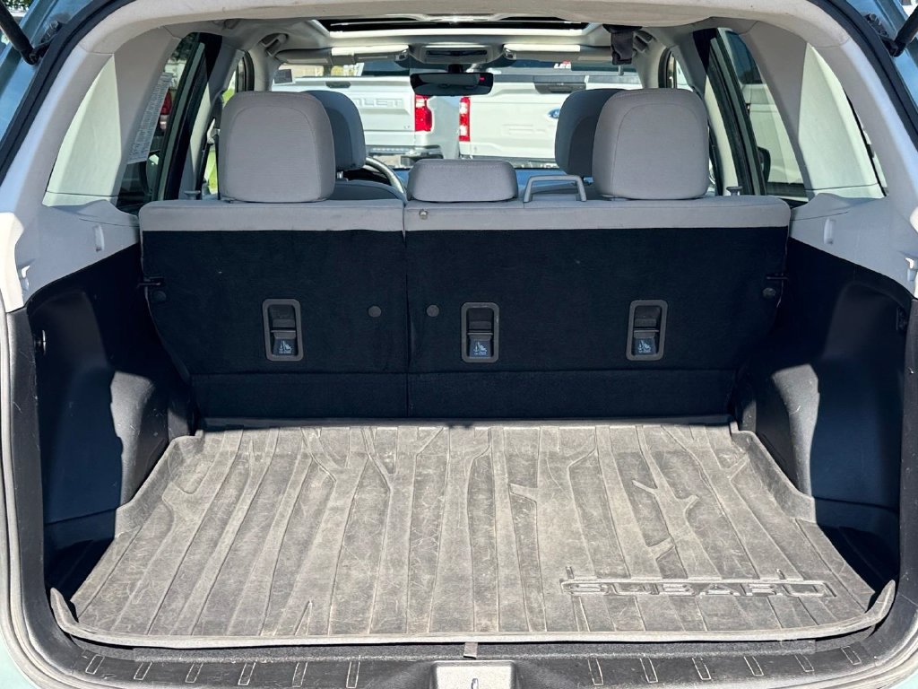 Used 2018 Subaru Forester 2.5i Premium w/ All-Weather Package AWD/4WD image 6