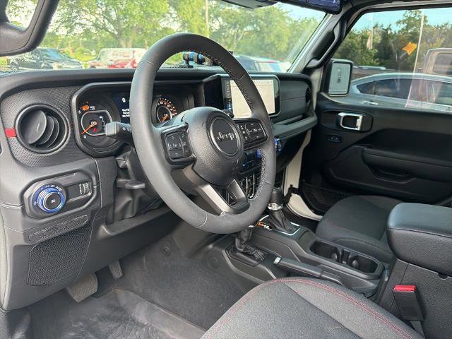 Used 2026 Jeep Wrangler Unlimited Rubicon w/ Safety Group AWD/4WD image 9