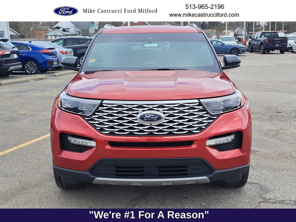 Certified 2022 Ford Explorer Platinum w/ Equipment Group 601A AWD/4WD image 8