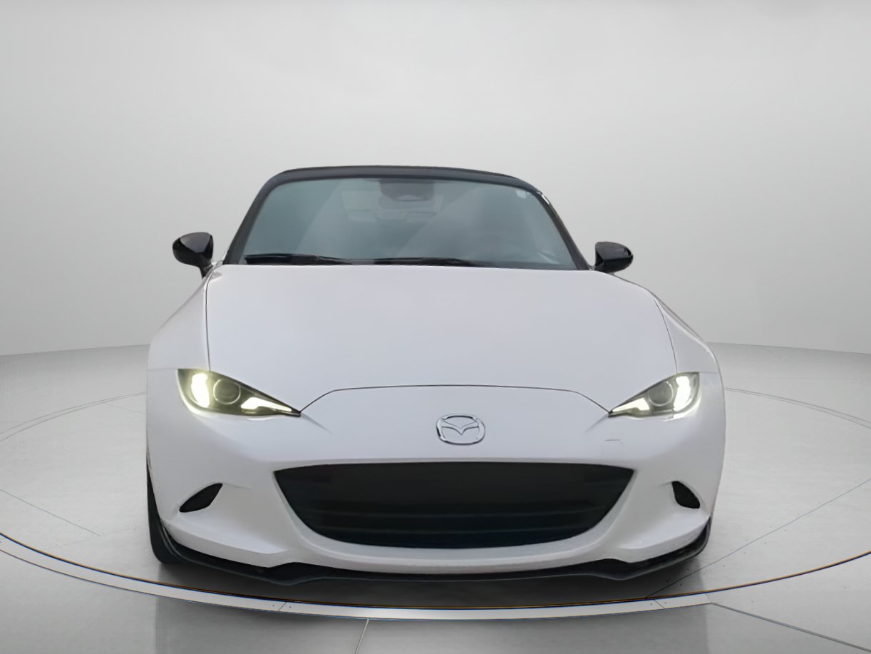 Used 2024 MAZDA MX-5 Miata Club RWD image 7