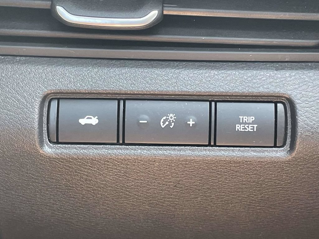 Used 2025 Nissan Altima 2.5 S FWD image 26