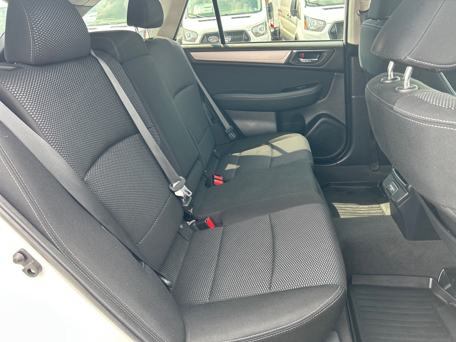 Used 2018 Subaru Outback 2.5i Premium AWD/4WD image 20