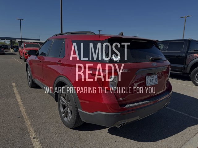 Certified 2021 Ford Explorer XLT w/ Equipment Group 202A image 2